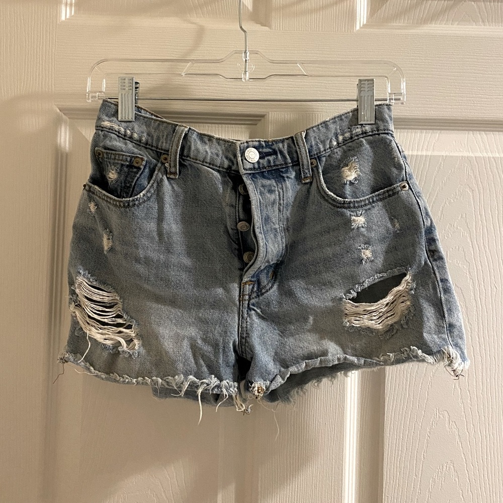 GAP denim shorts, size 25 waist (fits like a 0/2)